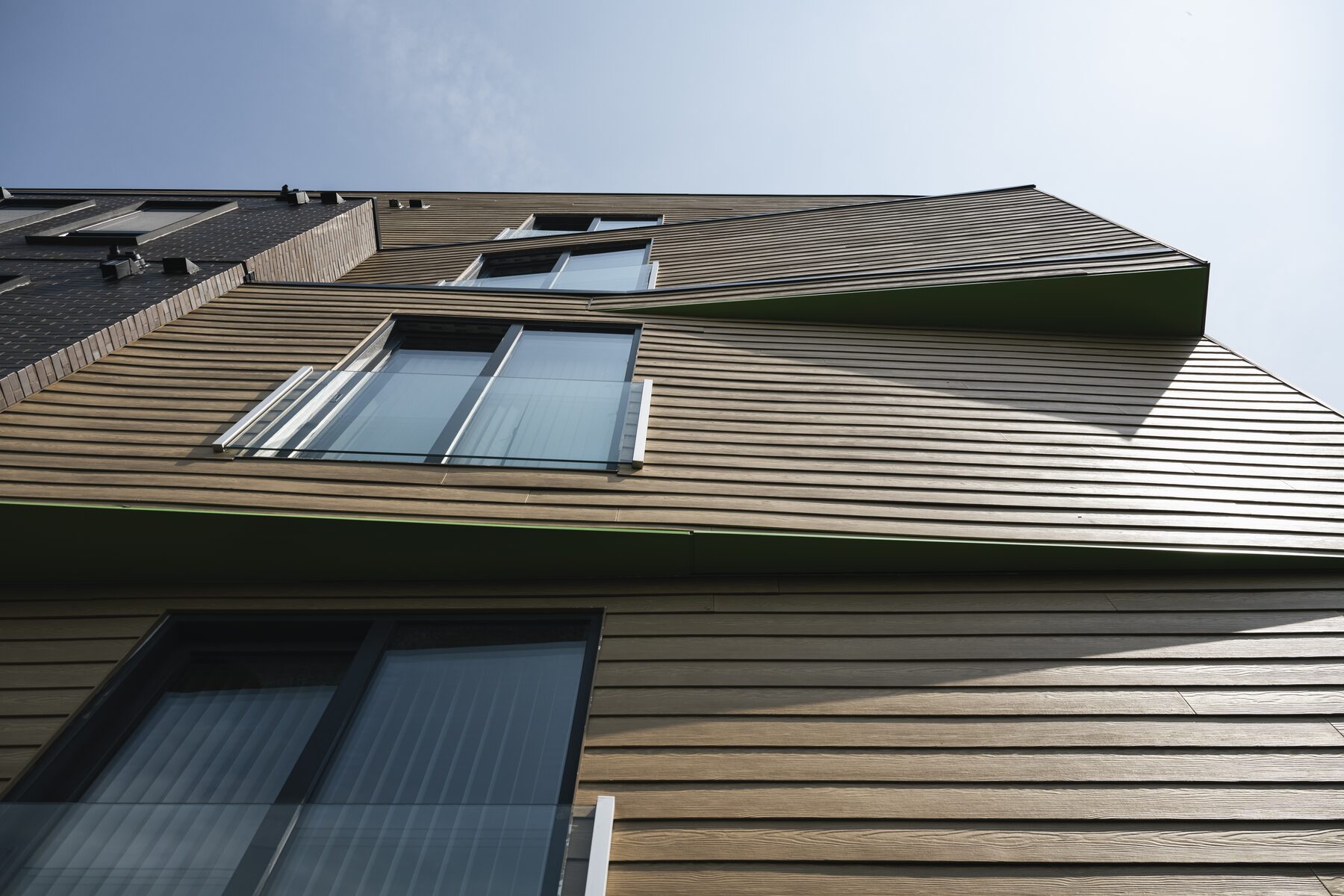 Ennea facade detail